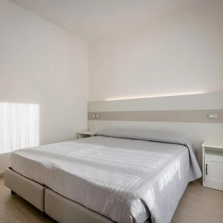 Portofino 2* קאורלה