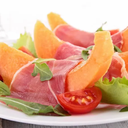 Portofino מלון 2*