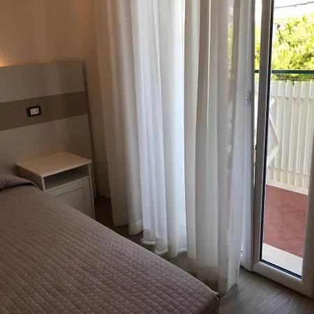 호텔 Portofino 2*